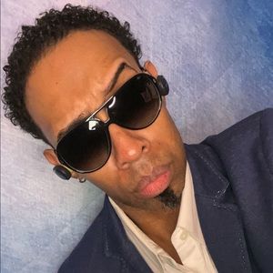 Meet your Posher, Alexander